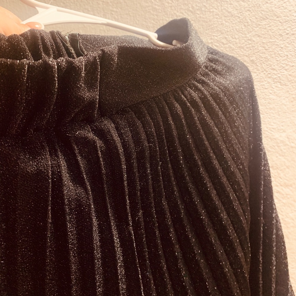 skirt - Picture 2 of 4
